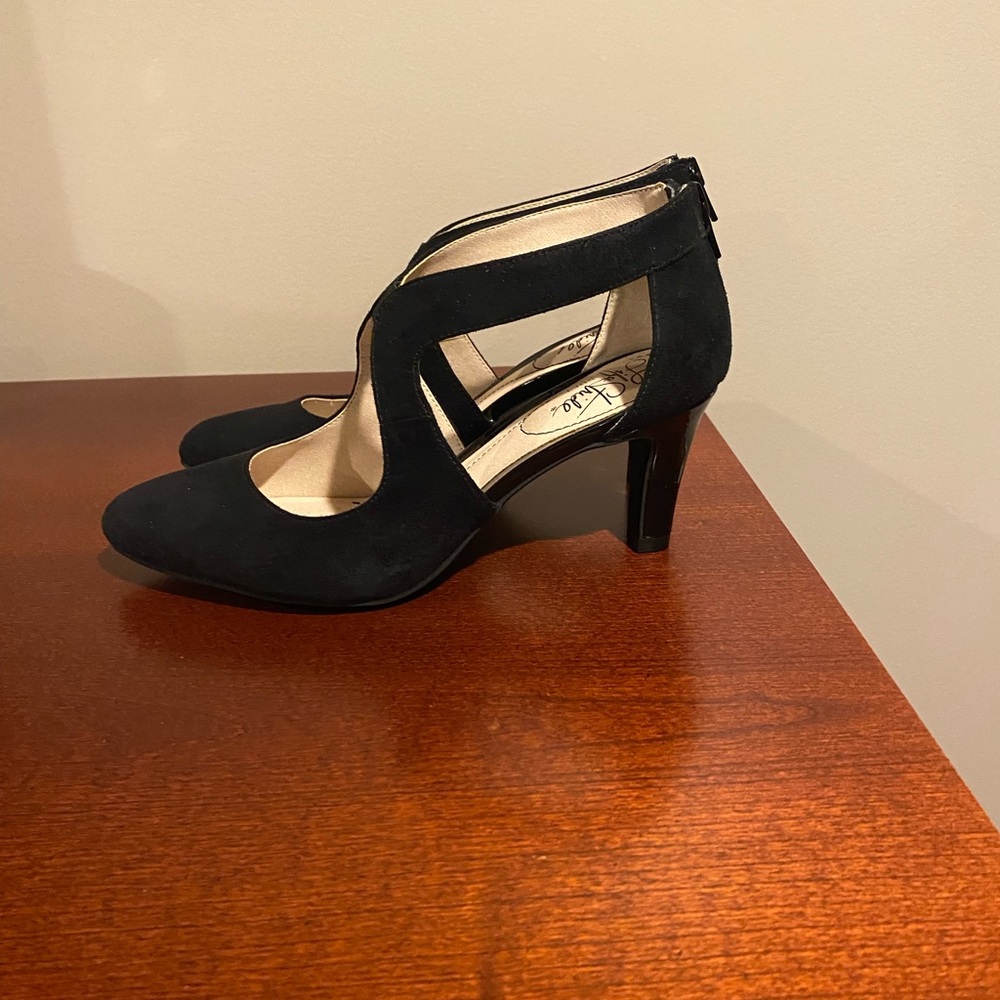 Life Stride Giovanna 2  Suede heels